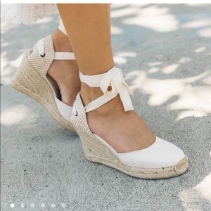 Soludos Classic 3.5” wedge. Color Blush